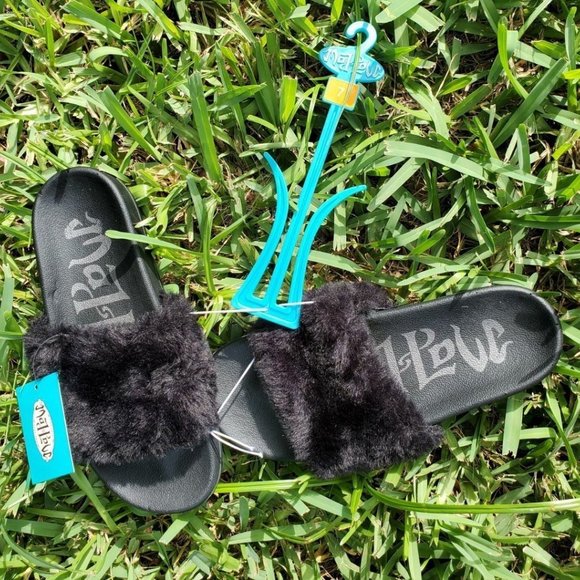 MAD LOVE Slide on Sandals fuzzy house slipper - Picture 8 of 10